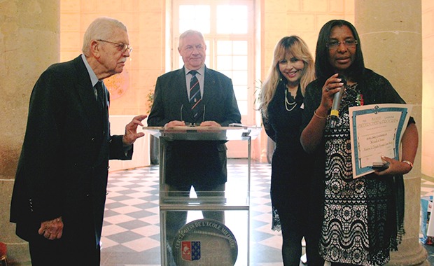 marcos-pereira-prb-recebe-em-paris-medaille-de-vermeil-pela-defesa-do-republicanismo-foto-ascom-16-10-15-03