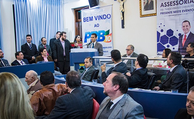 marcos-pereira-prb-titulo-cidadao-cotia-foto-alisson-leite-29-05-15-01