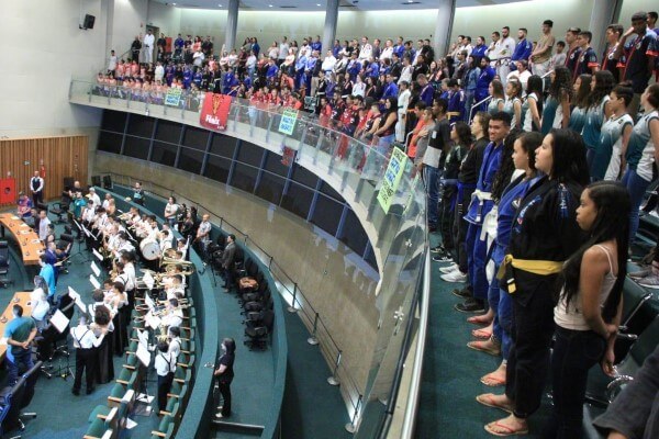 Frente Parlamentar do Esporte é lançada na CLDF