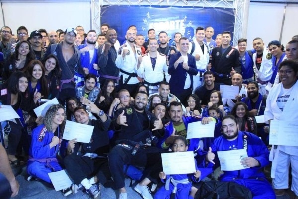 Potencializar o esporte no DF é uma das prioridades de Martins Machado