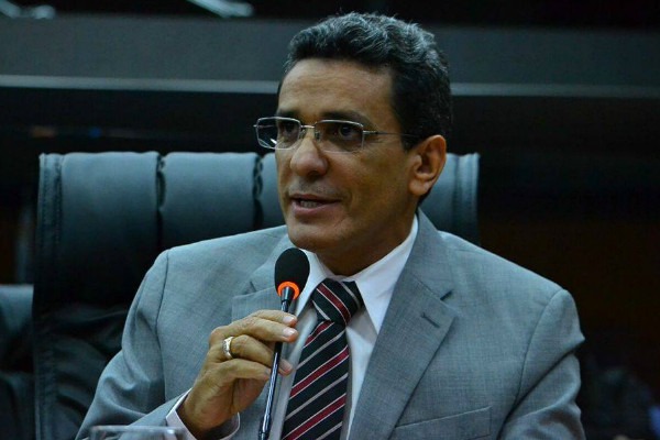 Comissão presidida por Mecias de Jesus vai discutir situação de invasão em Roraima