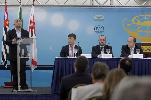 Ministro George Hilton lança em São Paulo o Sistema Brasileiro de Classificação de Estádios Ministro George Hilton lança em São Paulo o Sistema Brasileiro de Classificação de Estádios