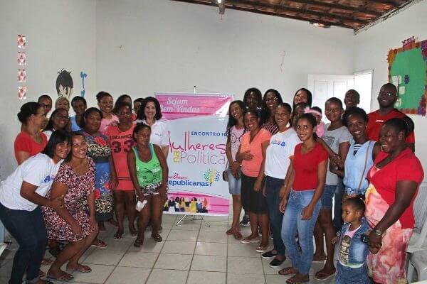 Mulheres Republicanas capacita mulheres em Cajazeiras (BA)