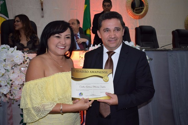 Deputado Oliveira recebe Título de Cidadão Amapaense