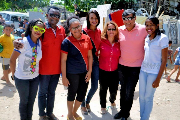 ossesio-silva-e-carlos-geraldo-prb-acao-social-cidadabnia-recife-pe-foto-cedida-27-10-16