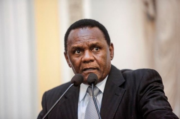 Ossesio Silva manifesta repúdio a caso de racismo no futebol