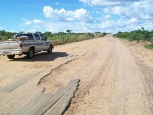 Ossesio Silva solicita reforma da rodovia PE-340