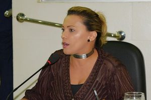 Republicana cobra botão do pânico nos ônibus em Macapá