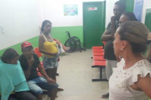 patriciana-guimaraes-prb-visista-postos-saude-foto-ascom-24-04-2017