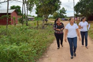 patriciana-guimaraes-prb-visita-vila-dos-remedios-foto3-ascom-31-05-2017