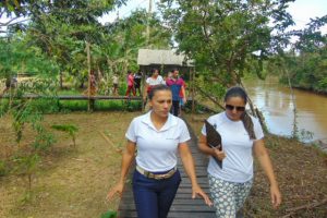 patriciana-guimaraes-visita-comunidades-rurais-macapa-foto2-ascom-25-05-2017
