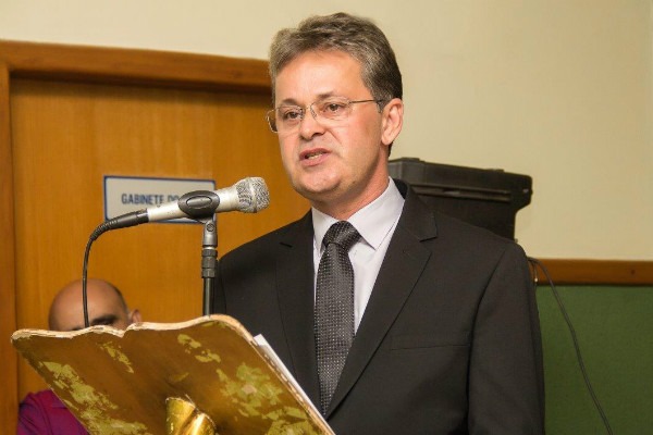 Prefeito de Paraúna (GO) trabalha pela eficiência e desenvolvimento da cidade