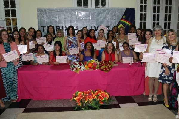 Segunda edição do livro Mulher Evidência é lançada na Câmara do Recife