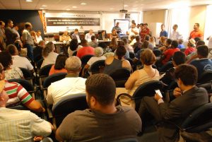 professora-ana-lucia-rinaldo-junior-prb-inseguranca-no-transporte-publico-do-recife-foto-ascom-27-03-17-02