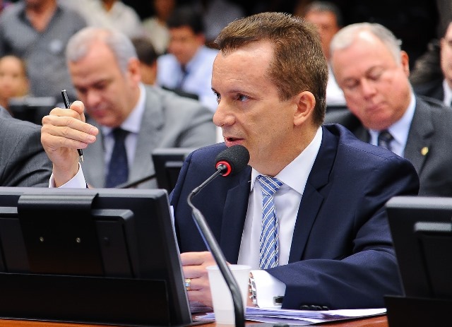 Projeto de Russomanno amplia de 5 para 10 anos a reponsabilidade do construtor