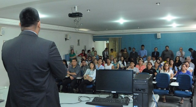 raphael-bastos-prb-posse-funasa-foto2-ascom-07-12-2015