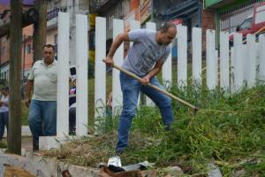 Ricardo Silva promove mutirão de limpeza em bairro de Osasco