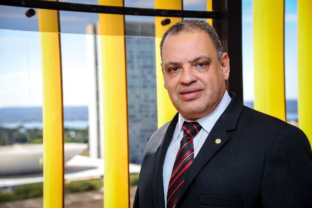 Todos juntos pela proteção da infância e adolescência