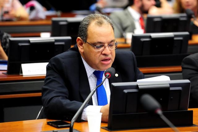 Roberto Alves apresenta balanço de atuação parlamentar na Câmara dos Deputados em 2015