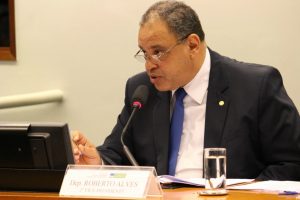 Título à Atibaia de ‘Capital Nacional do Morango’ vai à votação no Senado