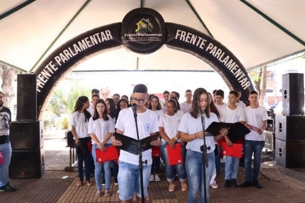 Frente parlamentar contra a violência sexual infantil é lançada em Itápolis Frente parlamentar contra a violência sexual infantil é lançada em Itápolis