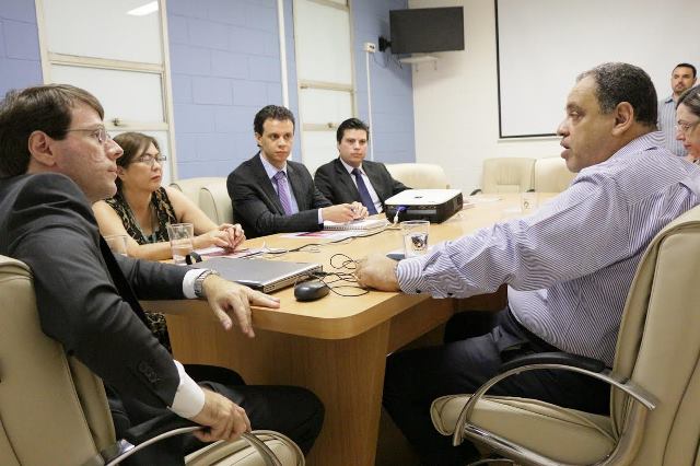 roberto-alves-prb-vistoria-hospitais-publicos-de-campinas-foto-ascom-04-11-15-01