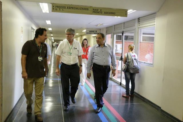 roberto-alves-prb-vistoria-hospitais-publicos-de-campinas-foto-ascom-04-11-15-02