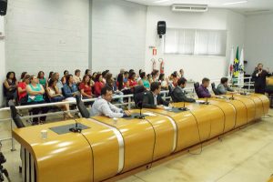 robson-magela-prb-araxa-mg-forum-educacao-foto1-ascom-08-03-2017