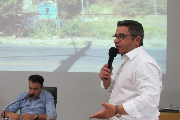 Robson Magela apresenta demandas recebidas no Gabinete Itinerante