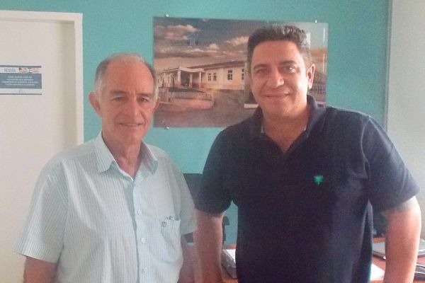 Robson Magela busca informações sobre cancelamento de cirurgias eletivas na Santa Casa