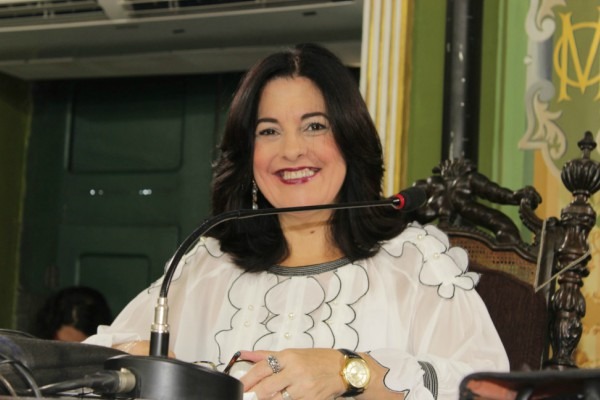 Por iniciativa de Rogéria Santos, metrô de Salvador vai receber cartão de débito