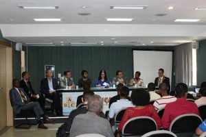 Rogéria Santos promove debate sobre segurança no consumo de produtos infantis 