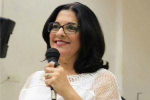 Rogéria Santos propõe criação do programa "Salvador +50"