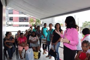 Rogéria Santos leva mutirão da mama para região do Shopping da Bahia