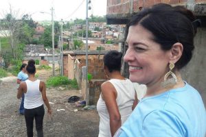 rogeria-santos-vereadora-prb-salvador-ba-visita-comunidade-nova-canaa-foto-ascom-10-04-2017-03