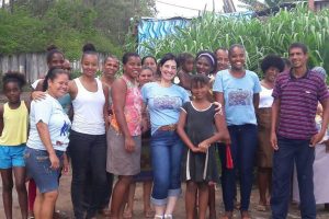 rogeria-santos-vereadora-prb-salvador-ba-visita-comunidade-nova-canaa-foto-ascom-10-04-2017