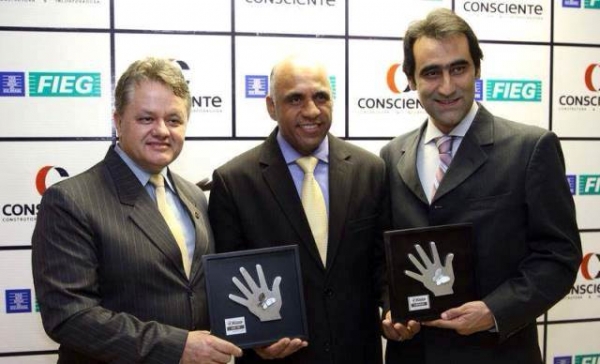 Rogério Cruz participa de solenidade de entrega do 4º Prêmio mais admirados em responsabilidade social