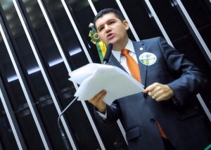 PRB reconhece impeachment como primeiro passo para equacionar crise no Brasil