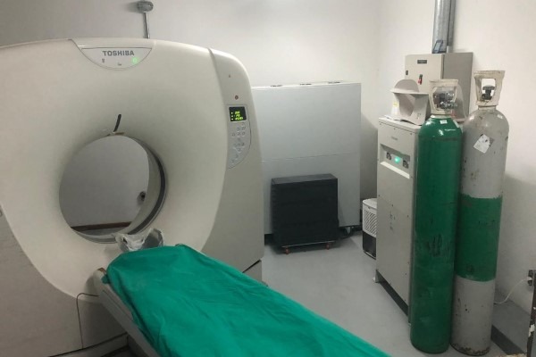 Rosangela Gomes visita obras do Hospital da Posse