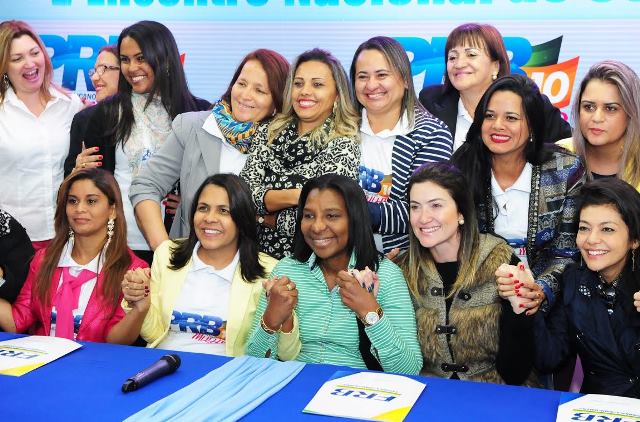 rosangela-gomes-prb-tia-eron-prb-encontro-nacional-prb-mulher-brasilia-foto-agenciaprb-16-05-2015-02