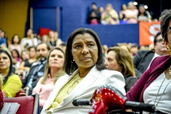 Republicanas participam do lançamento do programa “Salve uma Mulher”