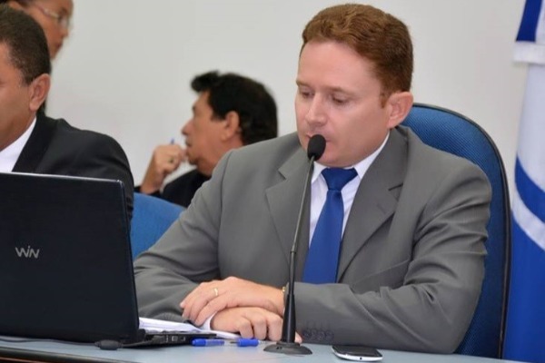 Sales Júnior destaca atuação da Câmara de Patos (PB) em prol dos munícipes