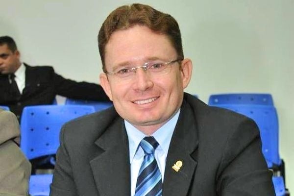 Projeto cria regras para o descarte seguro de pilhas e baterias em Patos