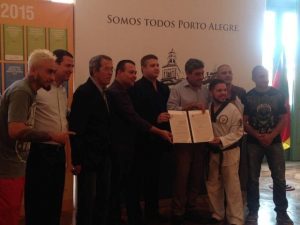 Sancionada lei de Waldir Canal que permite eventos de artes marciais e esportes de contato em espaços públicos de Porto Alegre