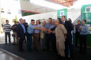 sarita-vereadora-prb-paranaiba-ms-participa-de-entrega-de-viaturas-foto-cedida-05-06-2017-02