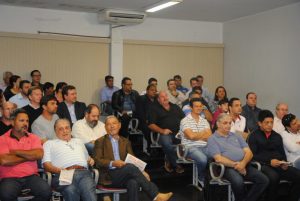 sergio-fontellas-prb-traca-diretrizes-junto-a-executiva-do-prb-em-bauru-foto-cedida-31-05-17-03