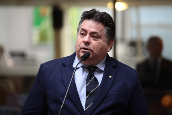 Sancionada lei que cria semana de prevenção e combate à automutilação