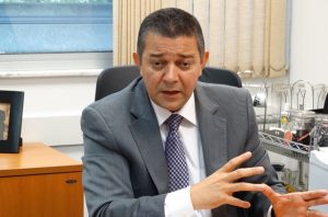 O deputado estadual defende que os idosos devem ter garantido o direito de moradia digna.