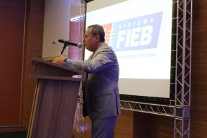 sidelvan-nobrega-prb-frente-parlamentar-da-industria-defende-fortalecimento-da-iniciativa-privada-na-bahia-foto-cedida-06-04-17-02