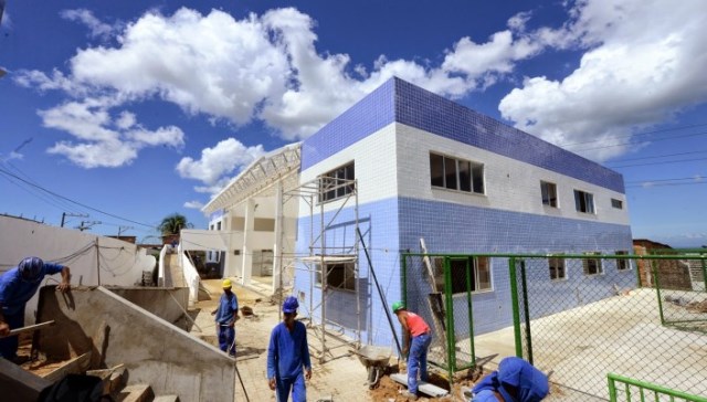 Sidelvan Nóbrega solicita implantação de centro de ensino infantil em Cajazeiras X